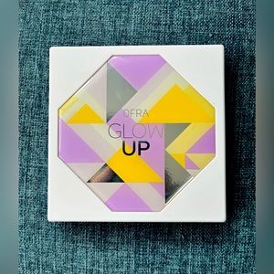 OFRA Glow Up Highlighter Palette
